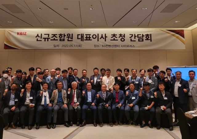 단체사진.jpg